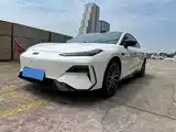 Фото 1 - Geely Galaxy Galaxy E8