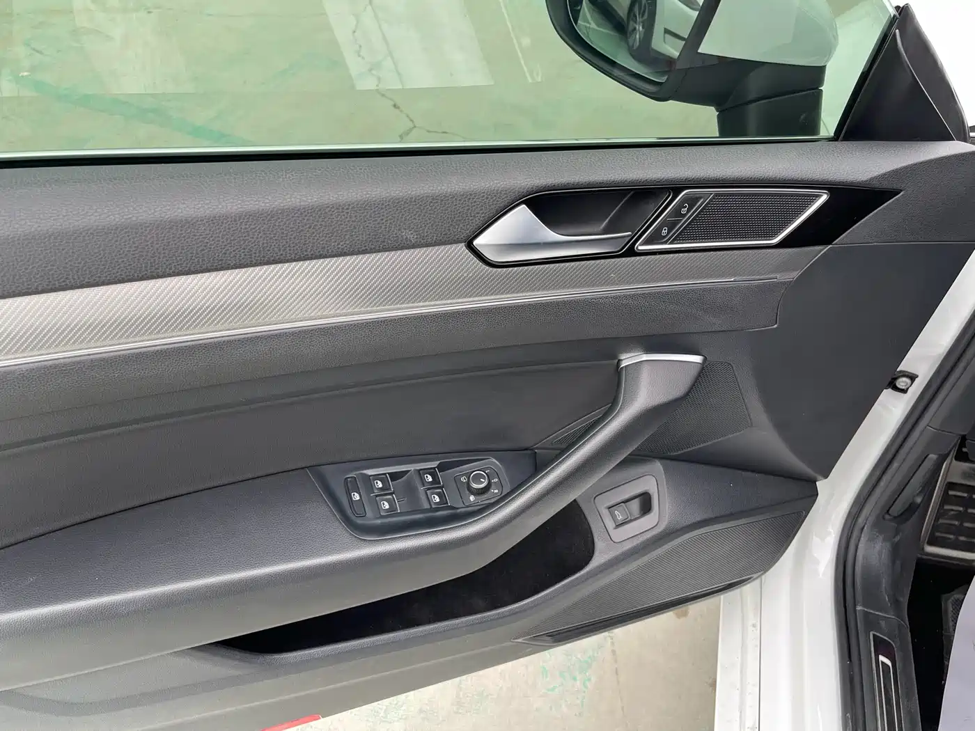 Volkswagen FAW-Volkswagen CC 2019 330TSI Charm Edition China VI фото 7
