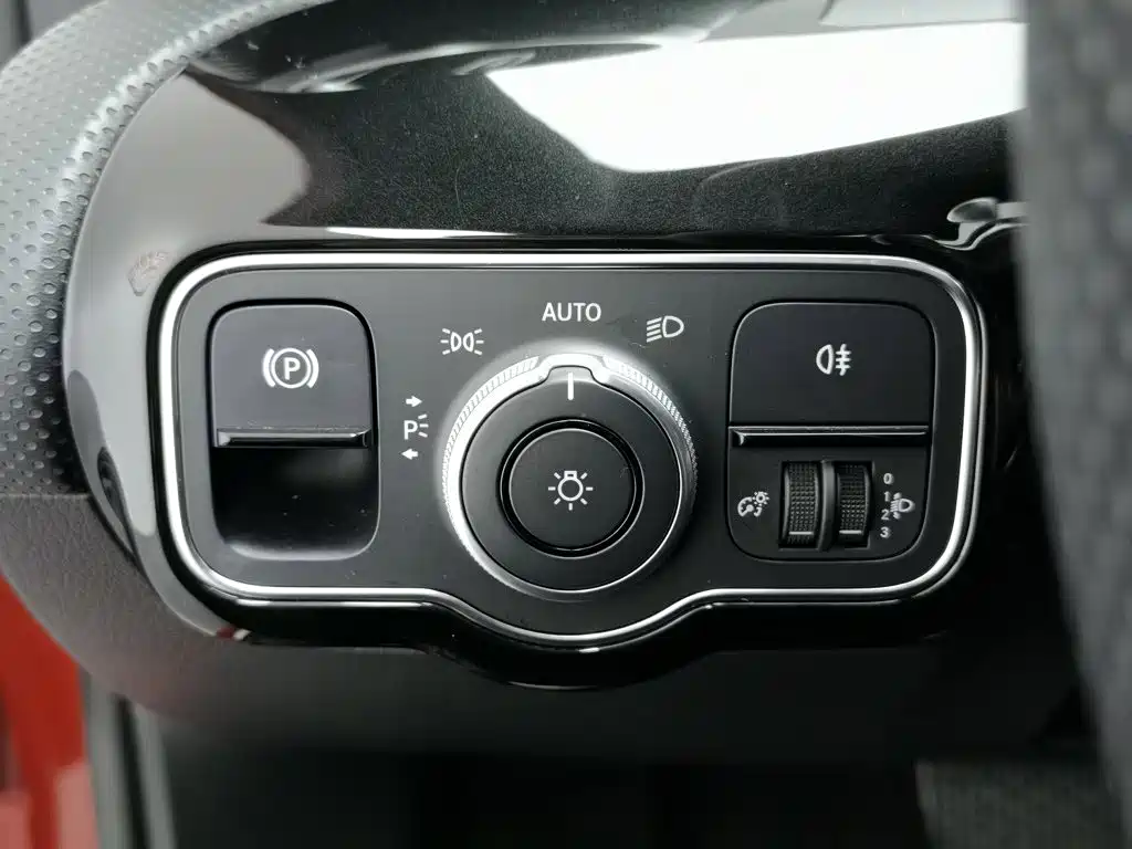 صورة 21 - Mercedes-Benz A-Class