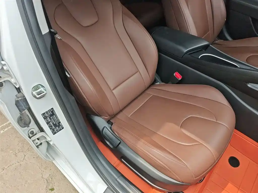 Hyundai Elantra 2022 1.5L CVT GLS Leading Edition фото 25