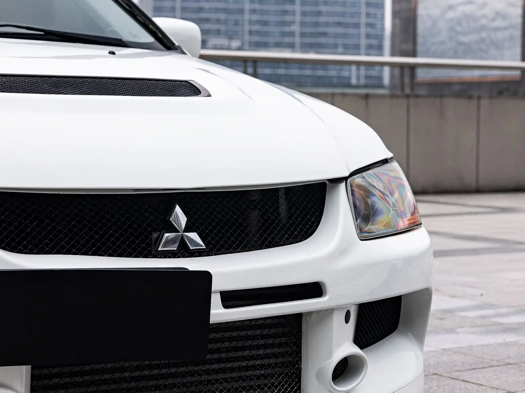 صورة 10 - Mitsubishi Lancer