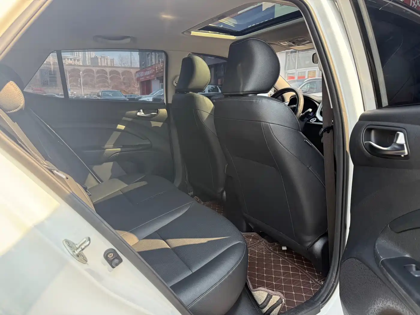 Kia KX1 2021 1.4L CVT Fun Sunroof Version фото 10