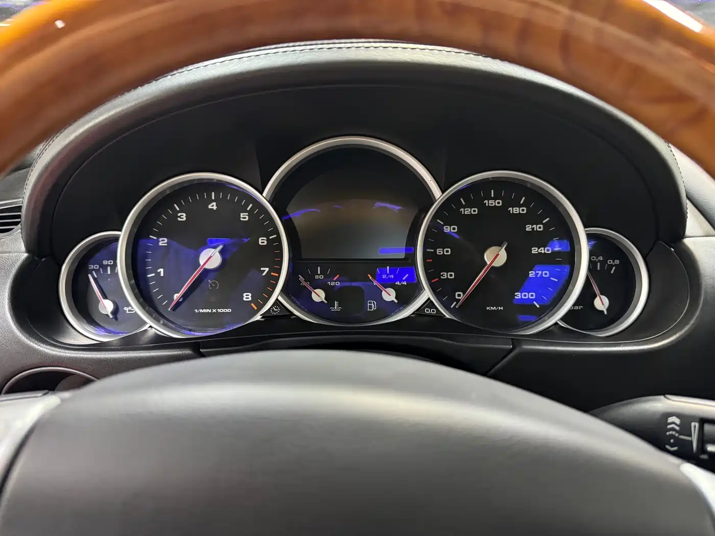 Porsche Cayenne 2006 Cayenne Turbo S 4.5T фото 23