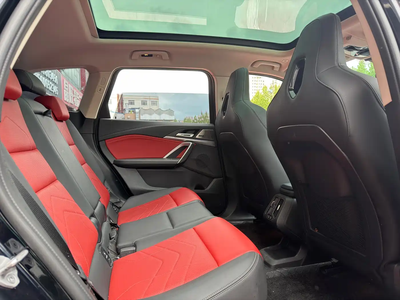 BMW iX1 2023 xDrive30L M Sport Package фото 13