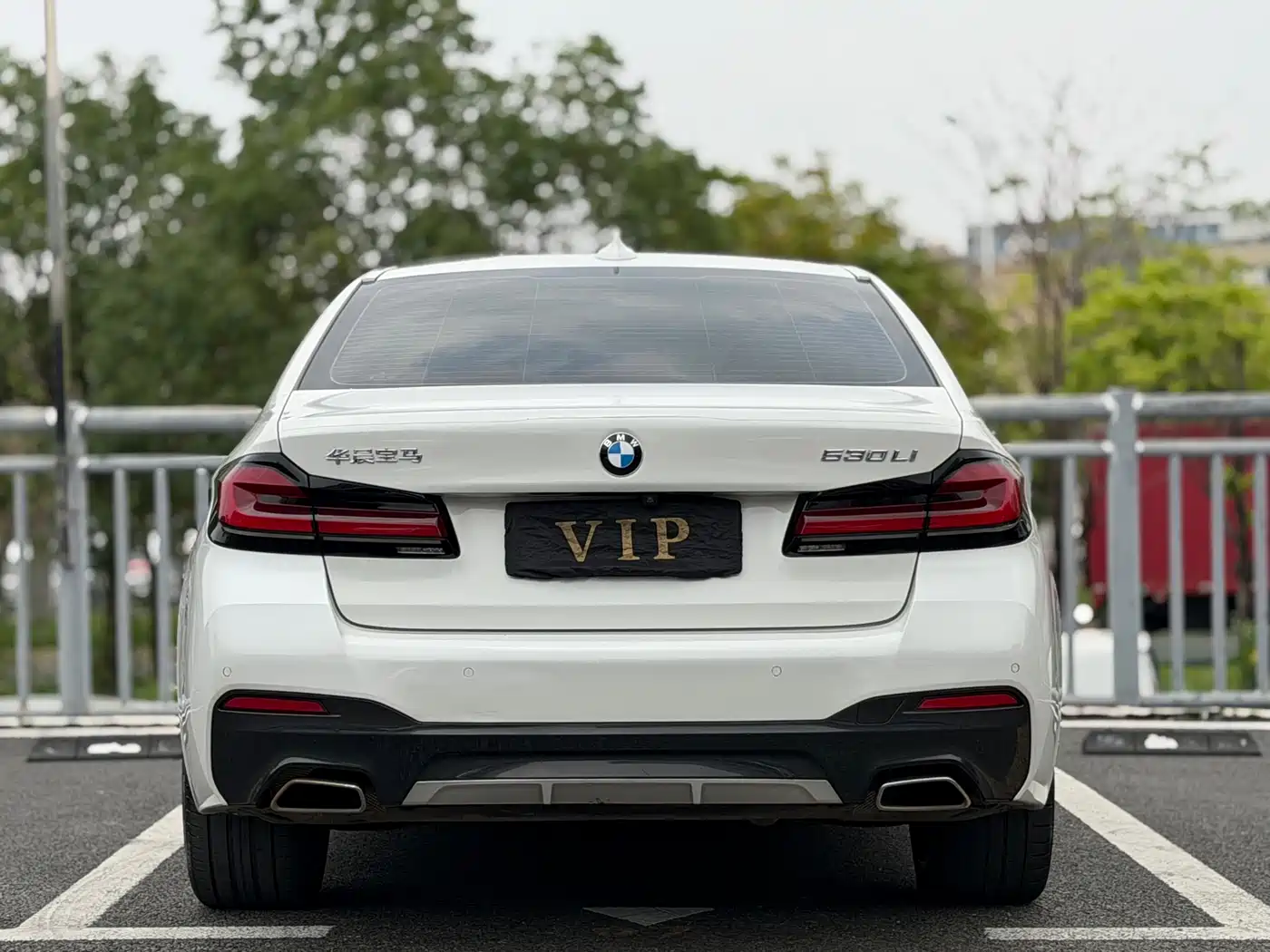 BMW 5 Series 2022 530Li Exclusive M Sport Package фото 7