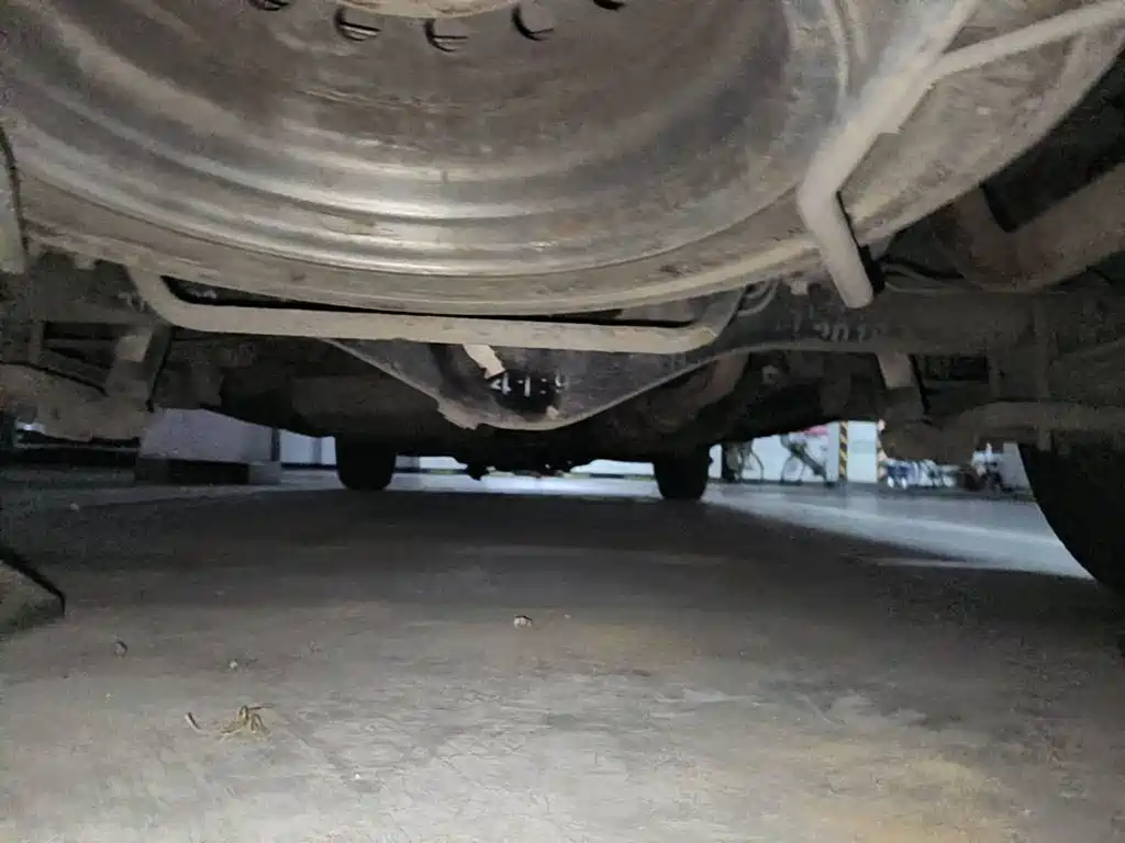 Jinbei Express 2018 2017 2.0L Standard V19