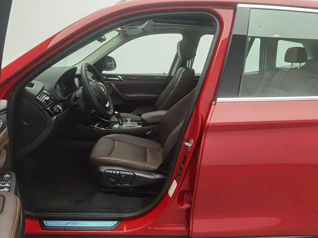 Photo 10 - BMW X3 (Import)