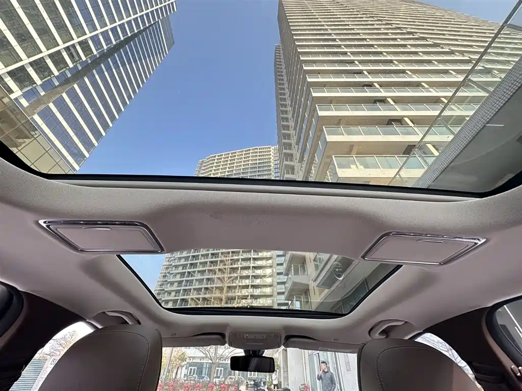 Mercedes-Benz E-Class 2023 Facelift E 300 L Luxury фото 24