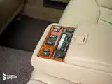 Фото 48 - Lexus LS