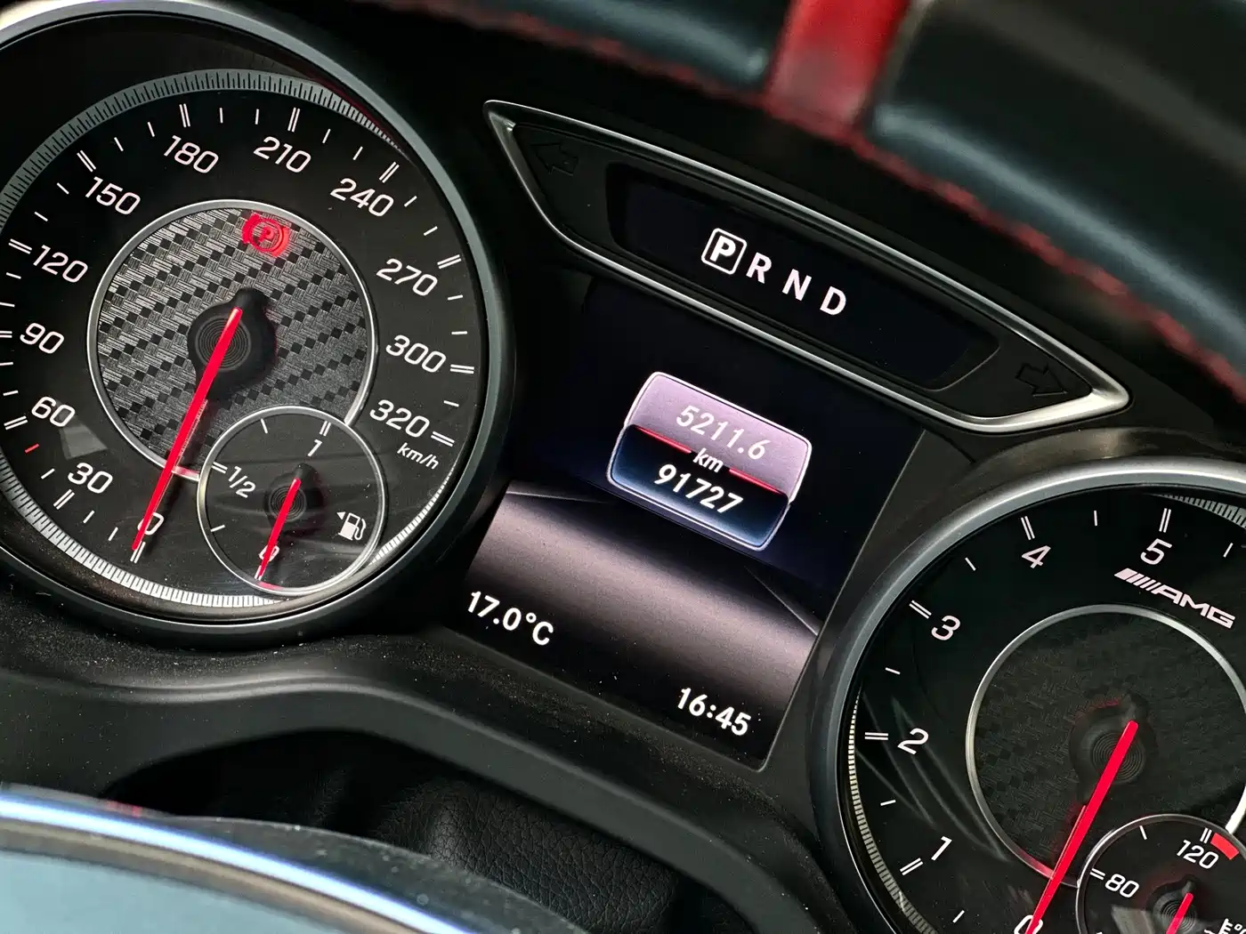 Mercedes-Benz CLA AMG 2015 AMG CLA 45 4MATIC фото 16