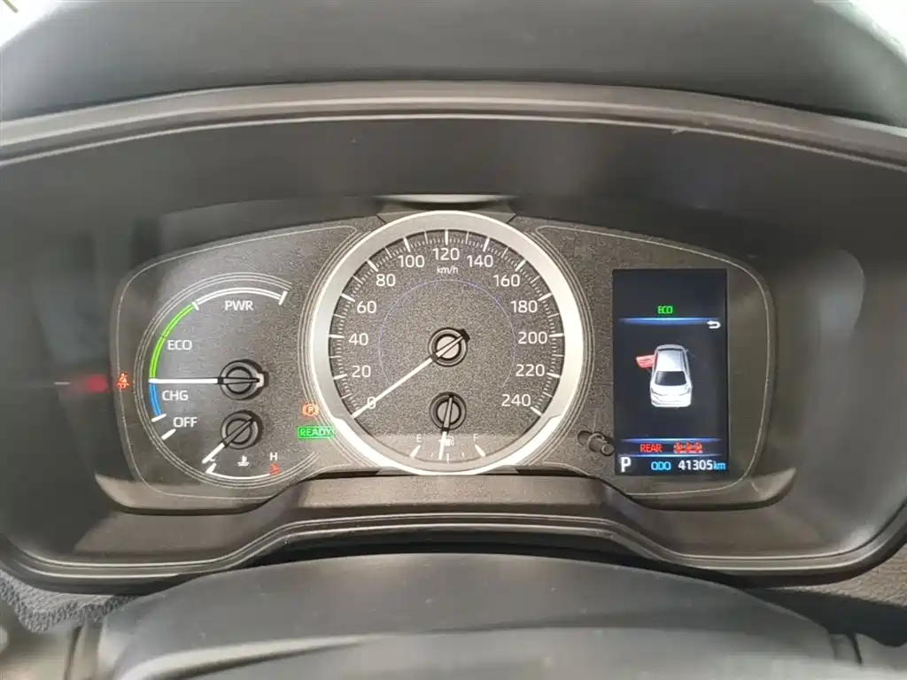 Toyota Corolla 2021 Hybrid 1.8L E-CVT Elite Edition фото 12