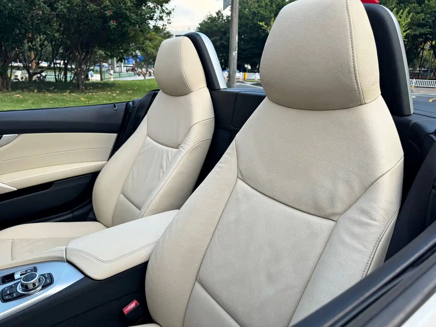 BMW Z4 2011 2011 sDrive23i Flame Limited Edition