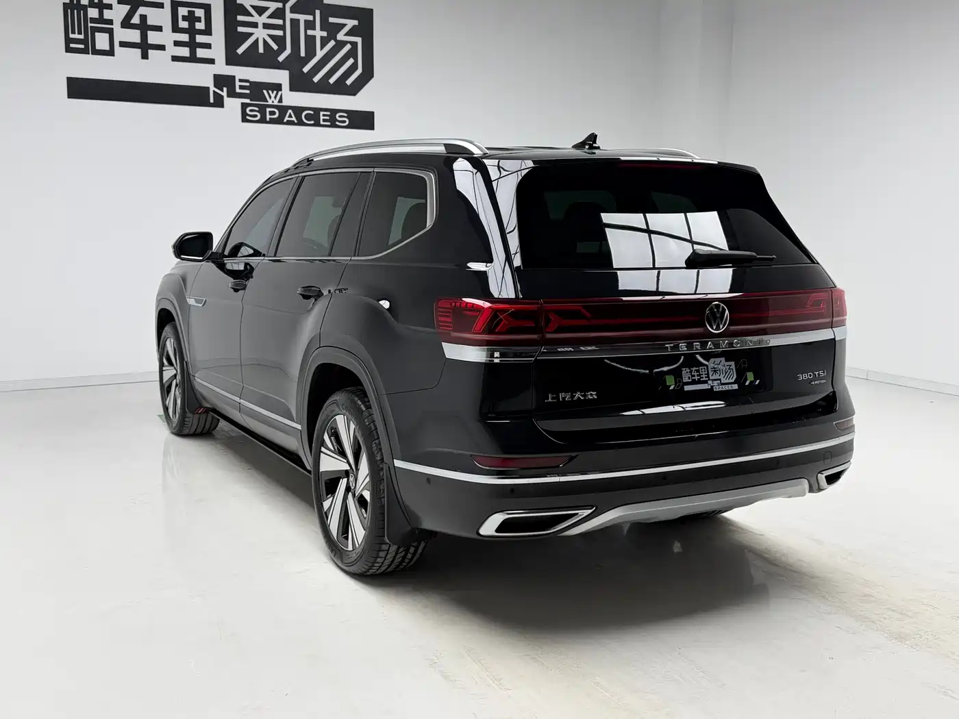 Volkswagen Teramont 2024 380TSI 4WD Prestige Luxury Edition фото 6