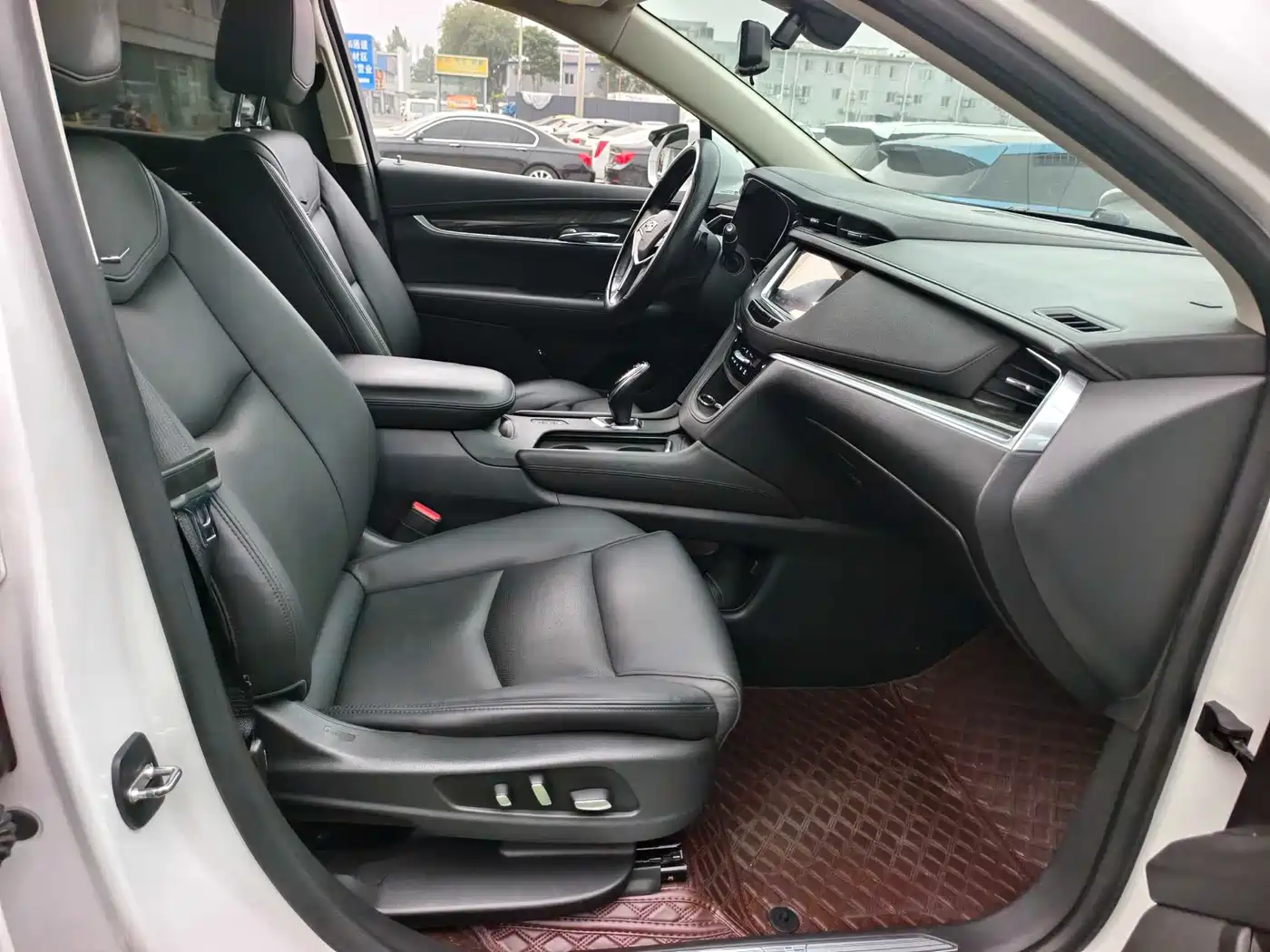 Cadillac XT5 2016 28T AWD Luxury Model фото 17