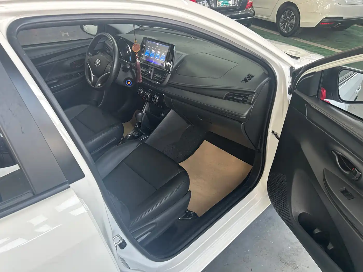 Toyota Vios FS 2022 1.5L 20th Anniversary Edition фото 14