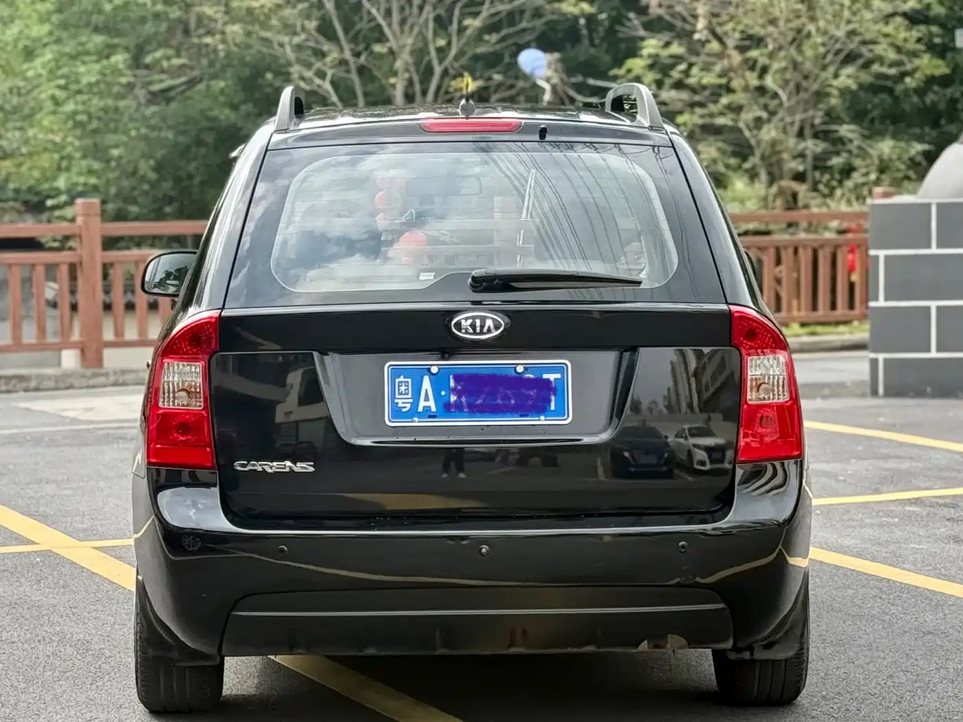 Kia Carens 2011 2.0L 7-Seater Automatic Luxury фото 7
