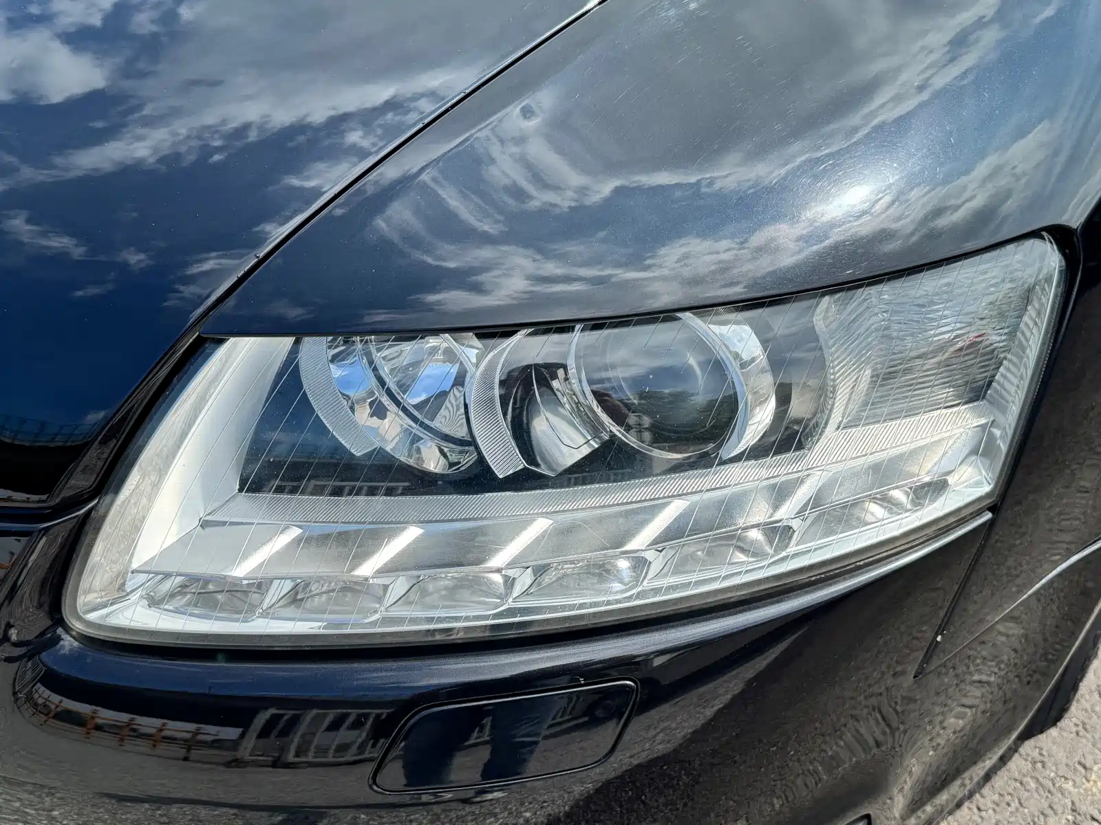 Фото 4 - Audi A6L