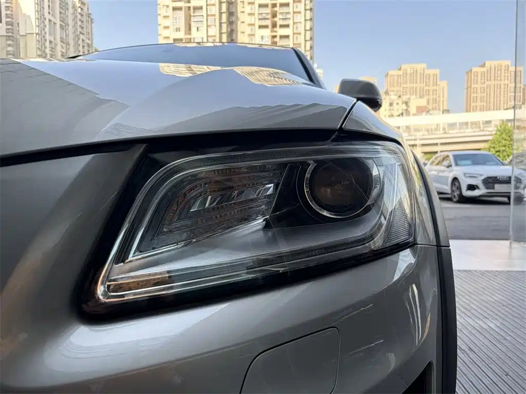 Audi Q5 2018 Collector's Edition 40 TFSI Technology фото 12