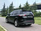 Фото 10 - Ford Edge