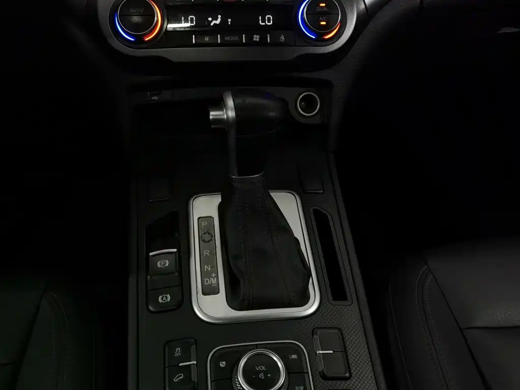 Photo 13 - Haval H6 Coupe
