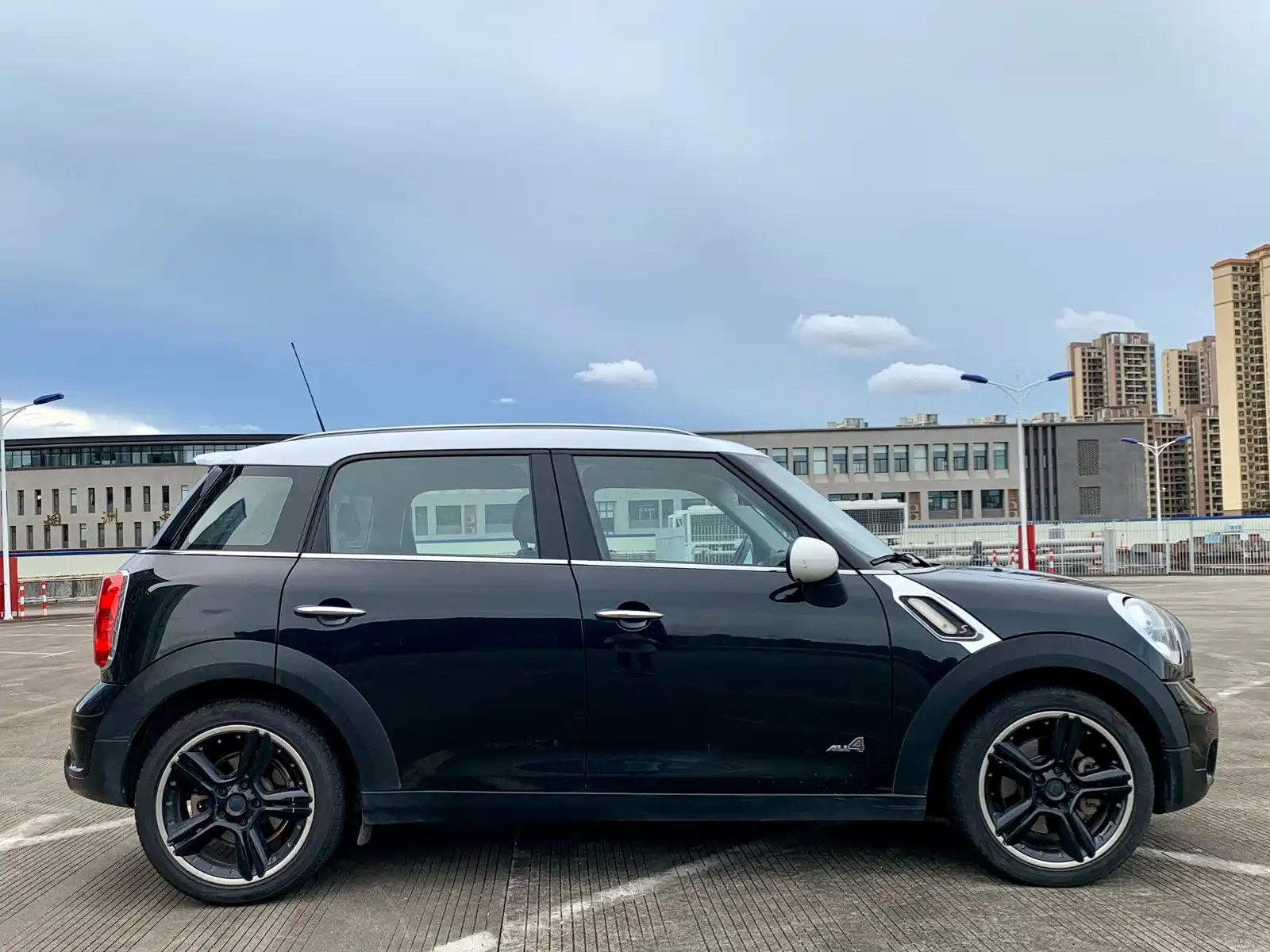 Фото 14 - MINI COUNTRYMAN