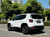 صورة 21 - Jeep Renegade