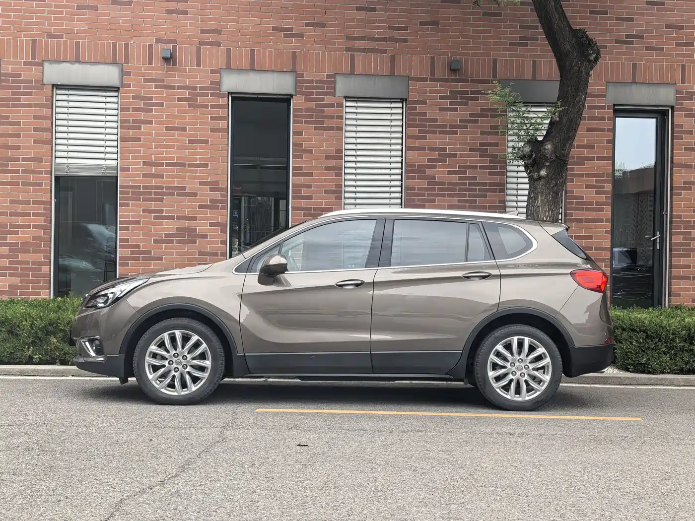 Buick Envision Plus 2018 28T 4WD Luxury фото 2