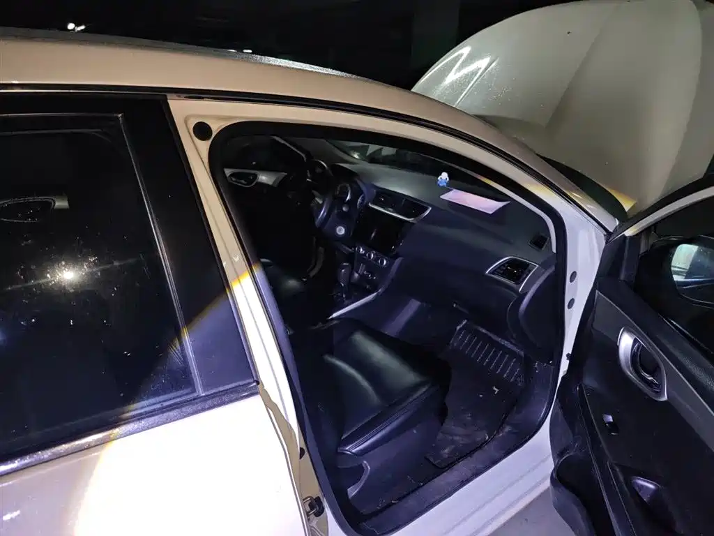Nissan SYLPHY, миниатюра 20