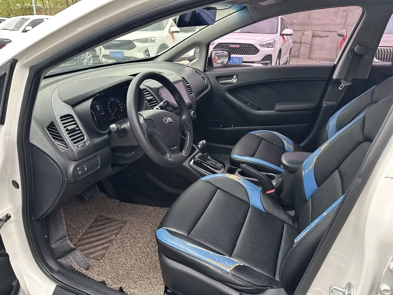 KIA K3