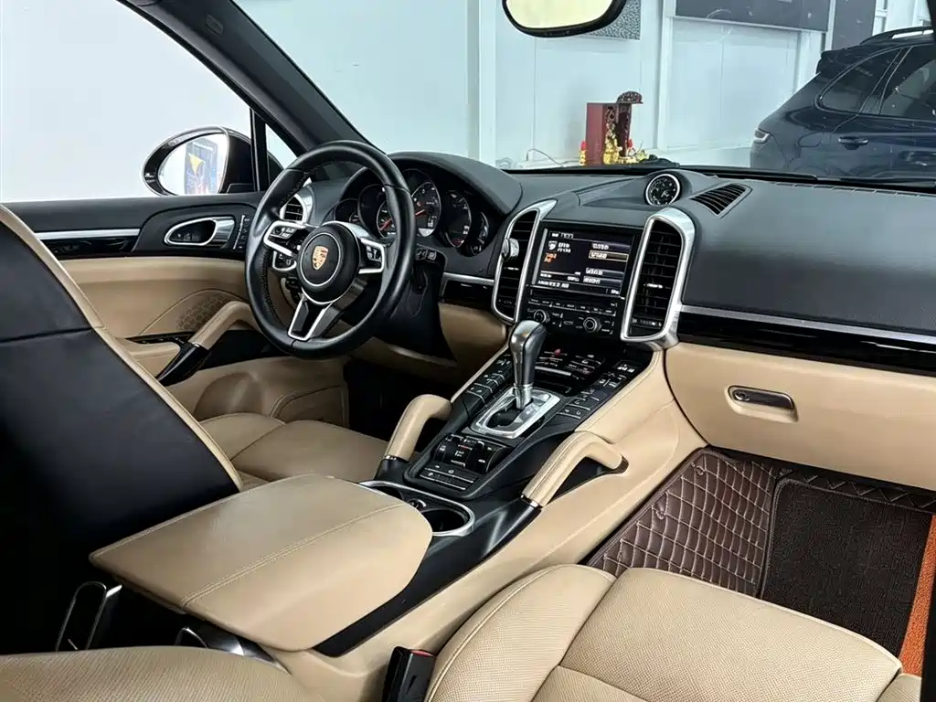 Porsche Cayenne 2015 Cayenne 3.0T фото 9