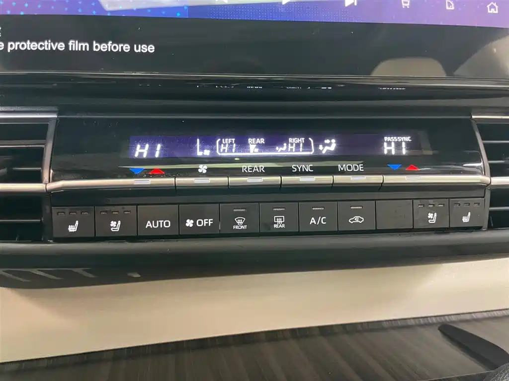 Toyota Sienna 2023 2.5L Hybrid Premium Edition фото 25