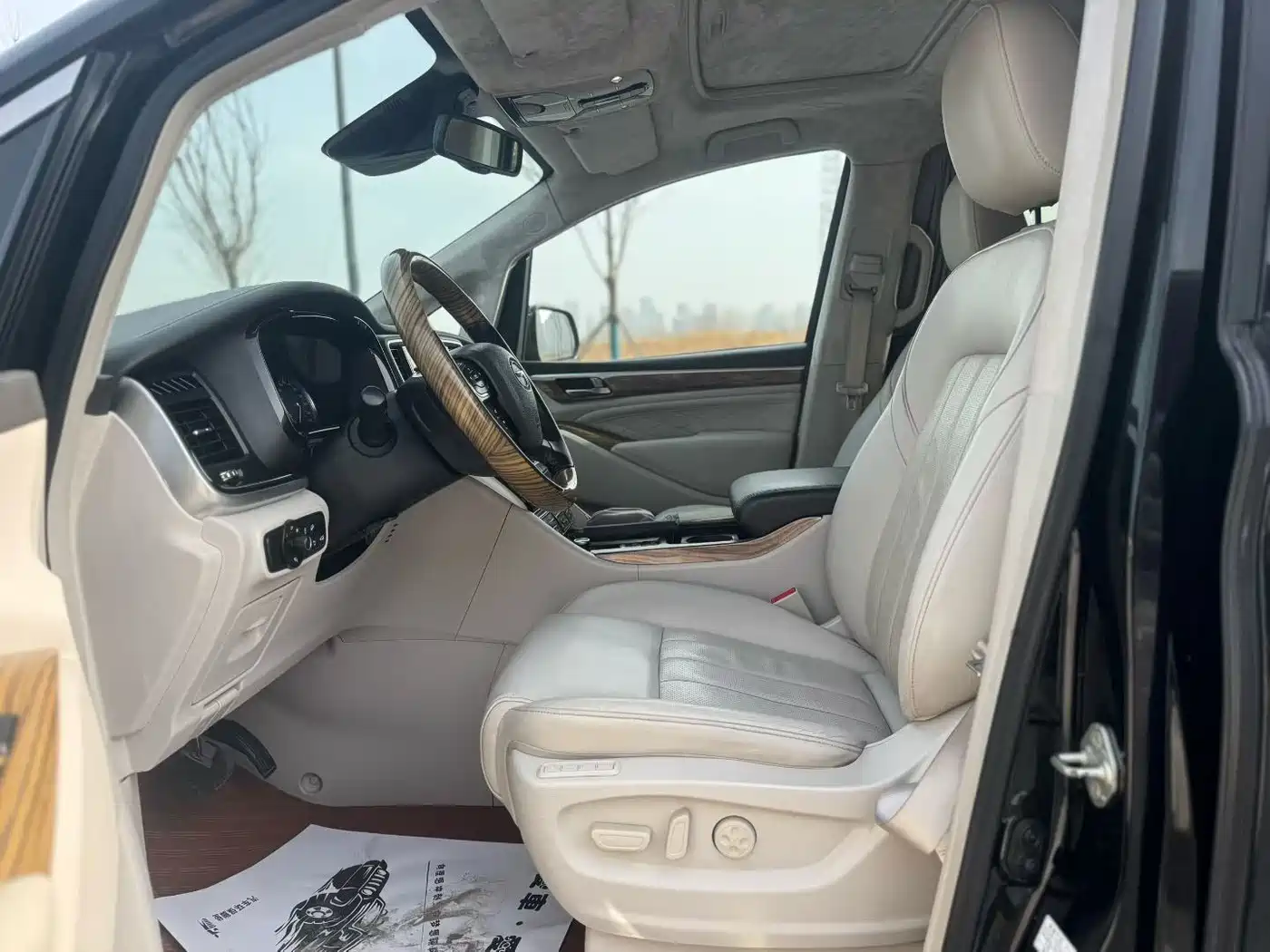 GAC Trumpchi Trumpchi M8 2018 320T Flagship Edition фото 4