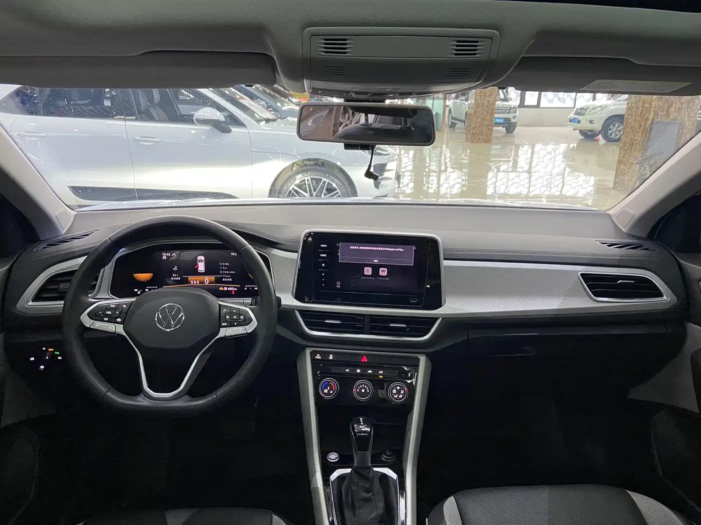 Volkswagen T-ROC 2023 280TSI DSG 2WD Time Edition фото 9