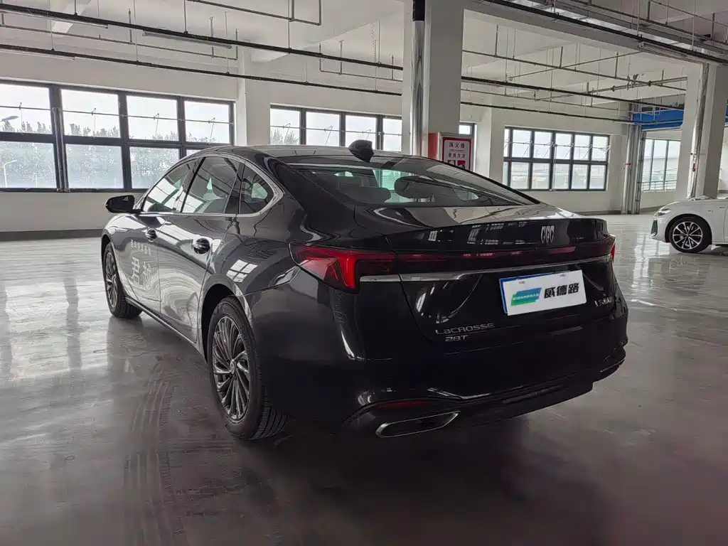 Buick LaCrosse 2025 2025 Model 28T Platinum Edition