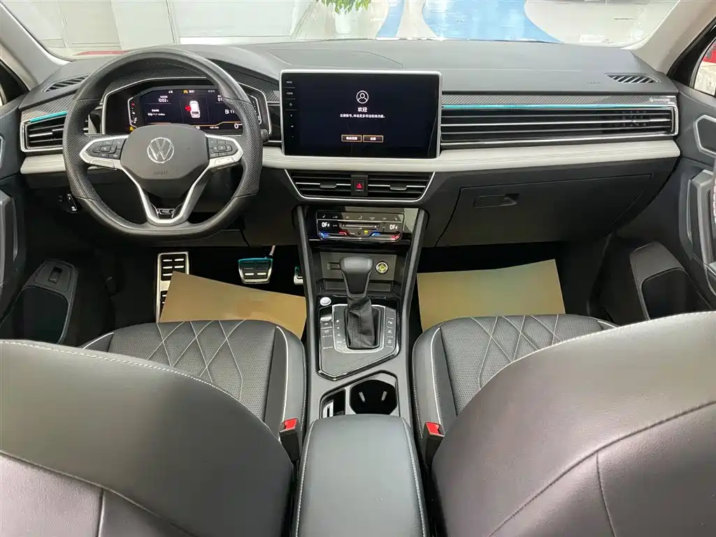 Volkswagen Tiguan L 2024 330TSI Automatic 2WD R-Line Premium Enjoyment Edition фото 13