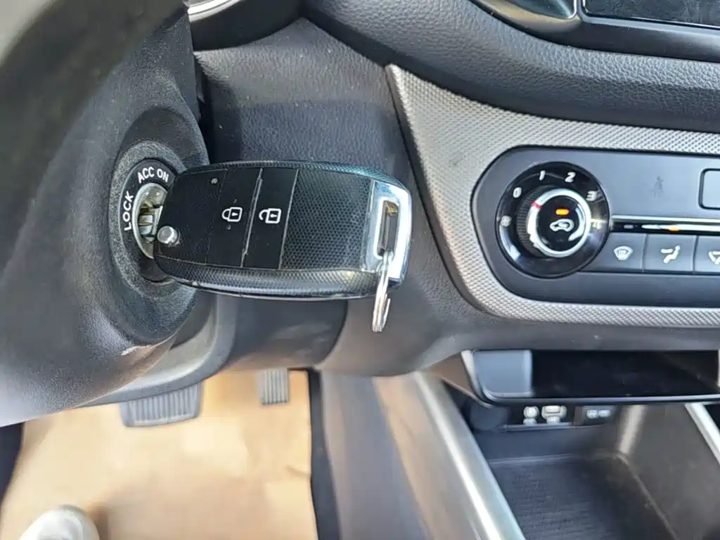 Kia KX3 2016 2017 1.6L Automatic Proud Elegance Edition