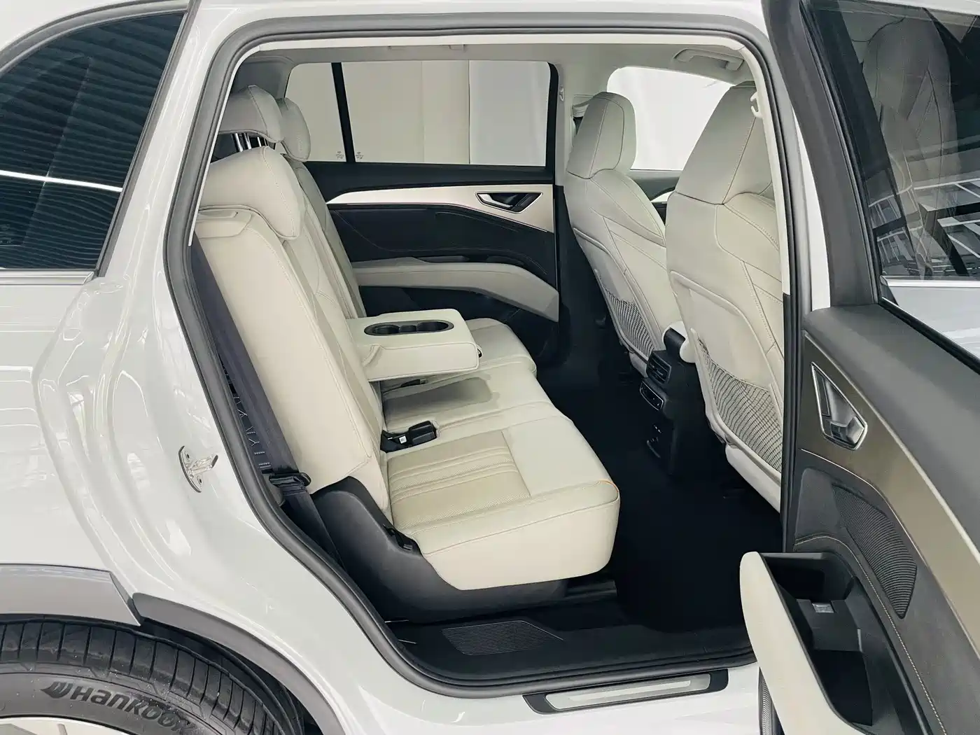 Audi Q5 e-tron 2023 2022 40 e-tron Starlight Edition Brocade Suit Sun Chaser Version