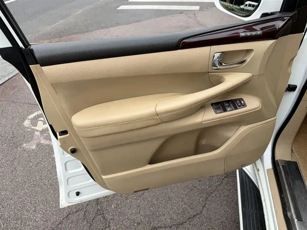 Lexus LX 2009 2009 570