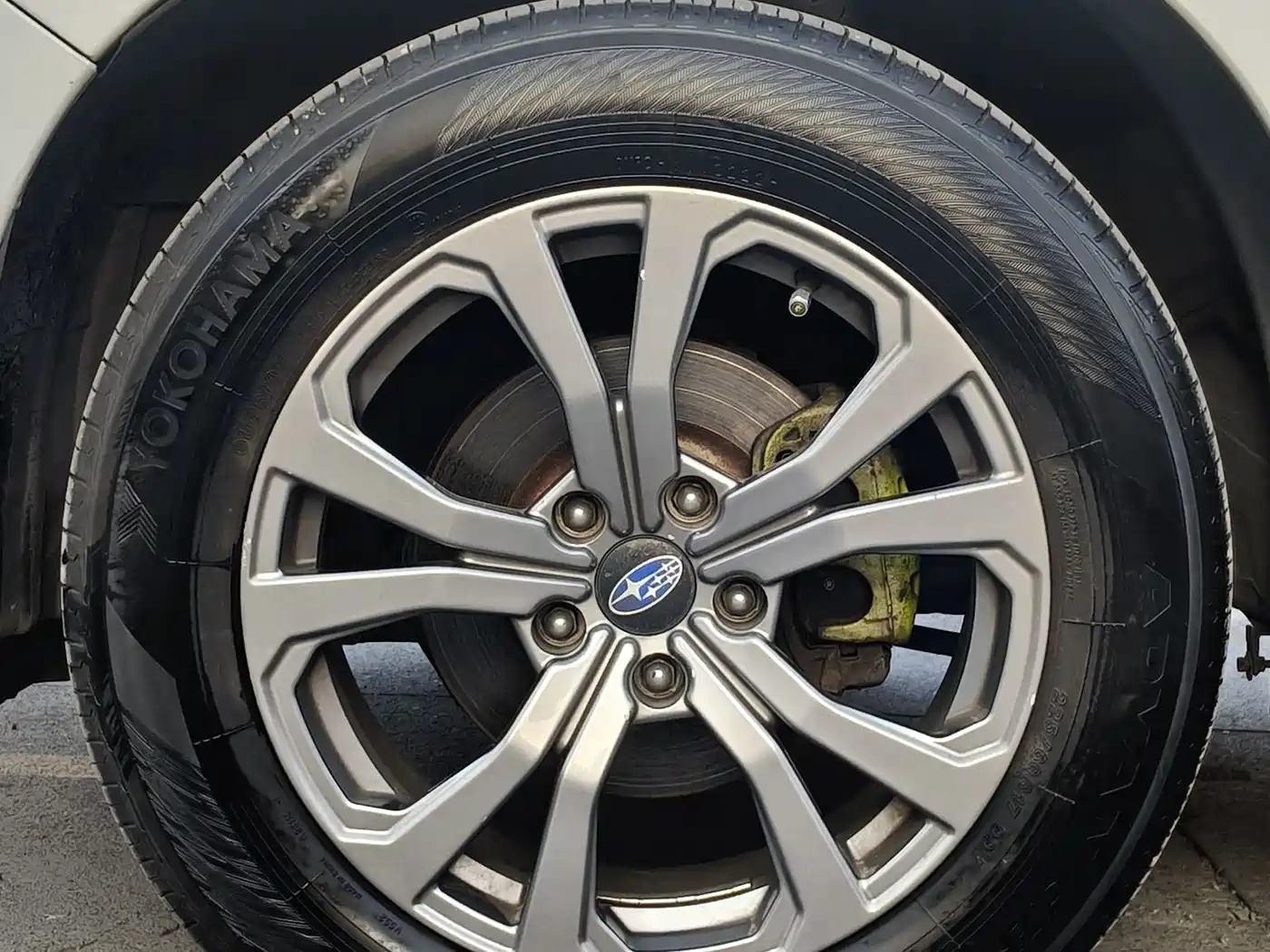 Subaru Forester 2013 2.0i Automatic Luxury Navigation Edition фото 15