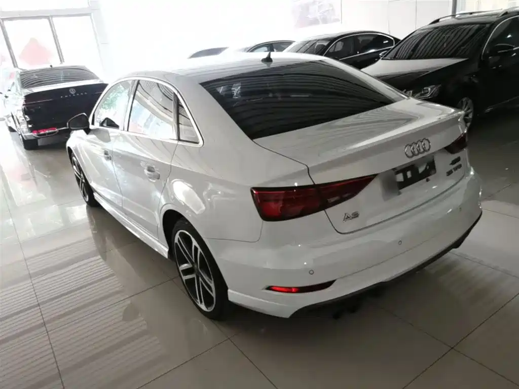 Audi A3 2019 Limousine 35 TFSI Sport China VI фото 5