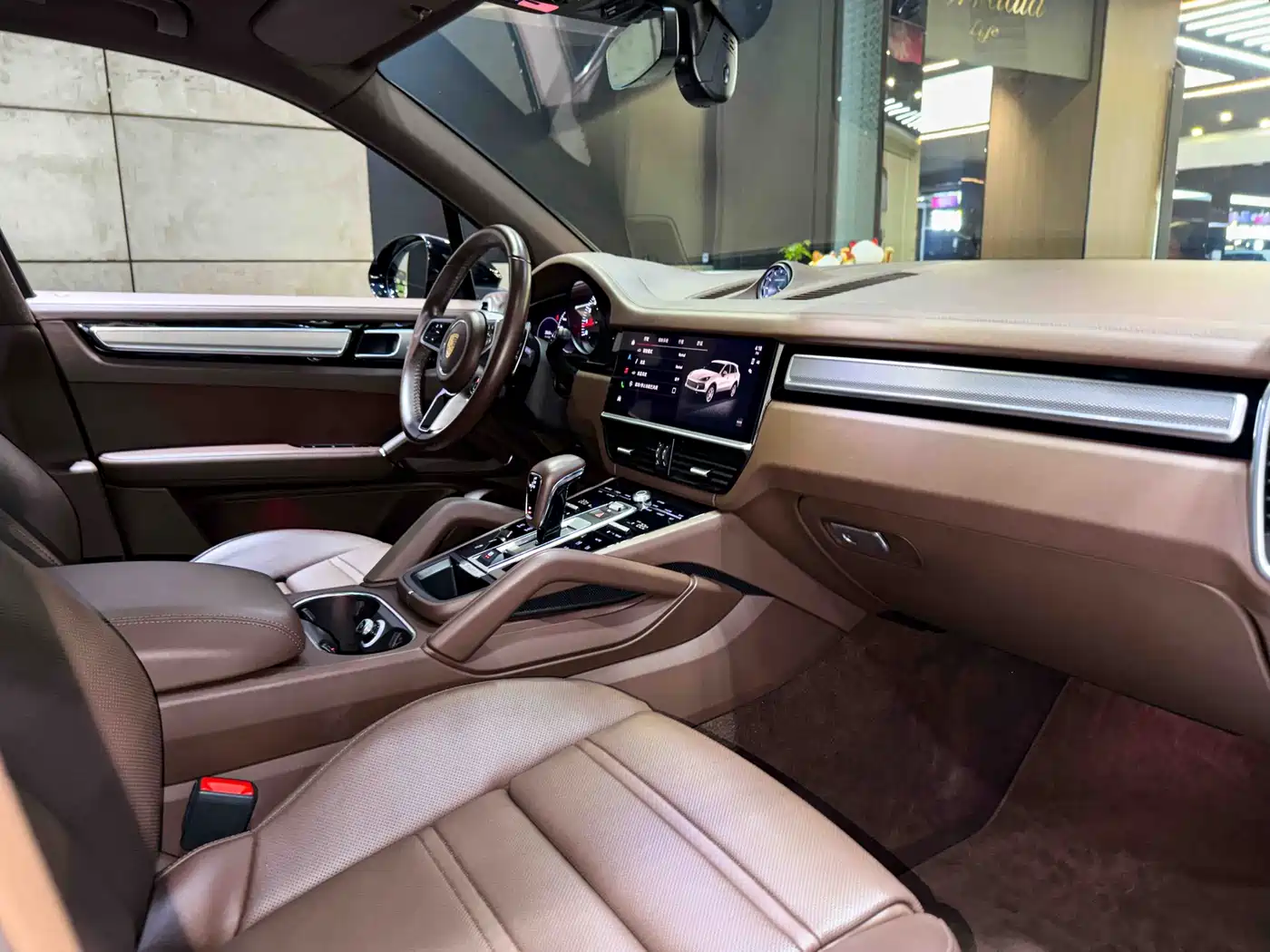 PORSCHE CAYENNE
