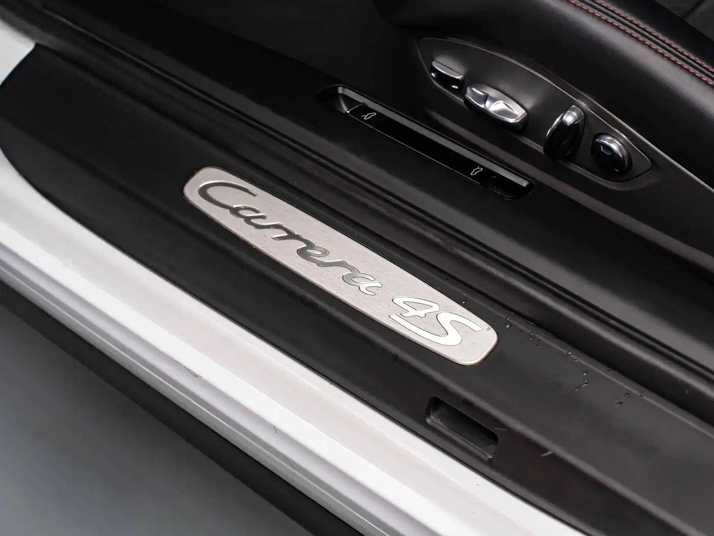 Porsche 911 2013 Carrera 4S 3.8L фото 14