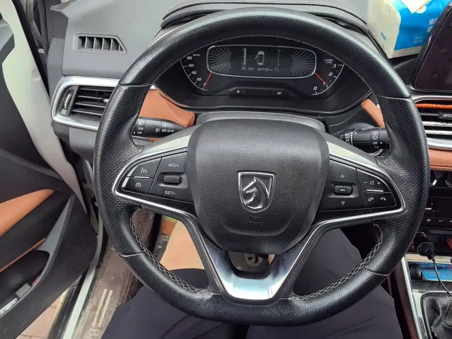 Baojun 510 2020 2019 1.5L Manual Premium China V