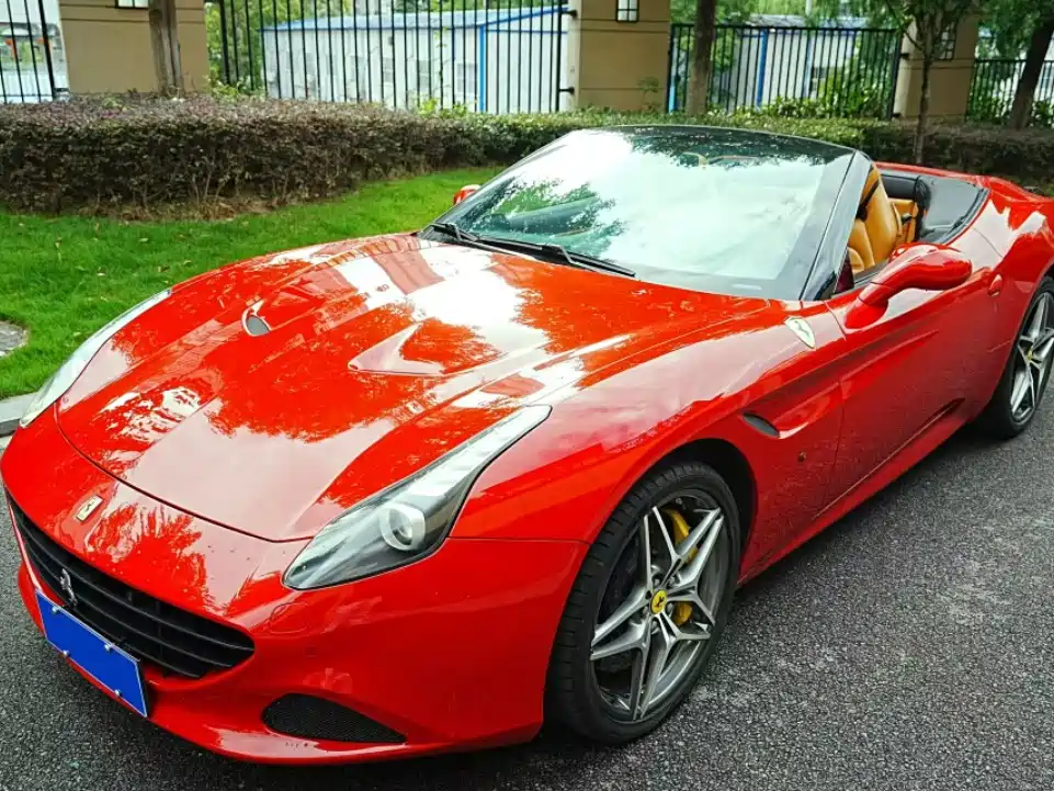 Ferrari California T 2016 2015 3.9T Standard