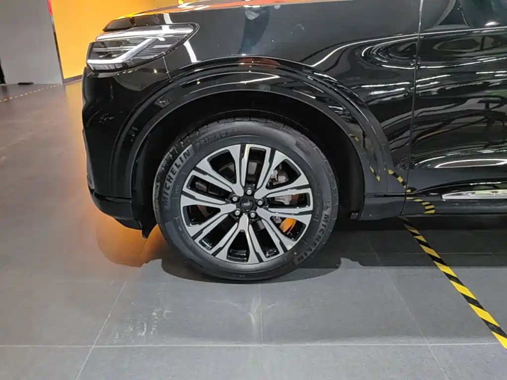 Ford Explorer 2024 2024 2.3T EcoBoost AWD Titanium Edition 6-Seater