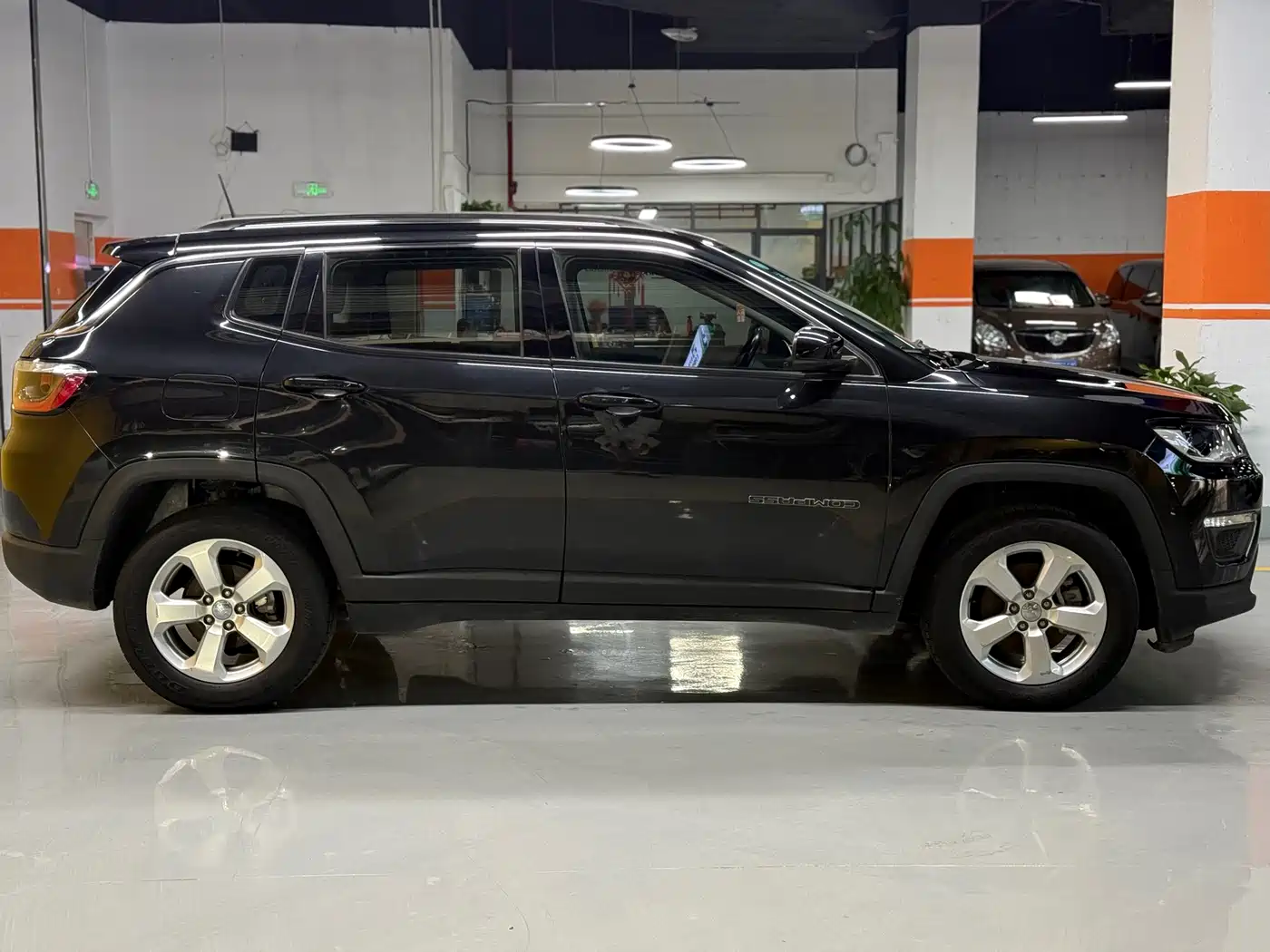 Jeep Compass 2020 2019 220T Automatic Family Edition