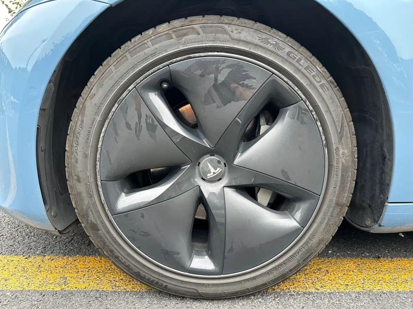 Photo 29 - Tesla Model 3