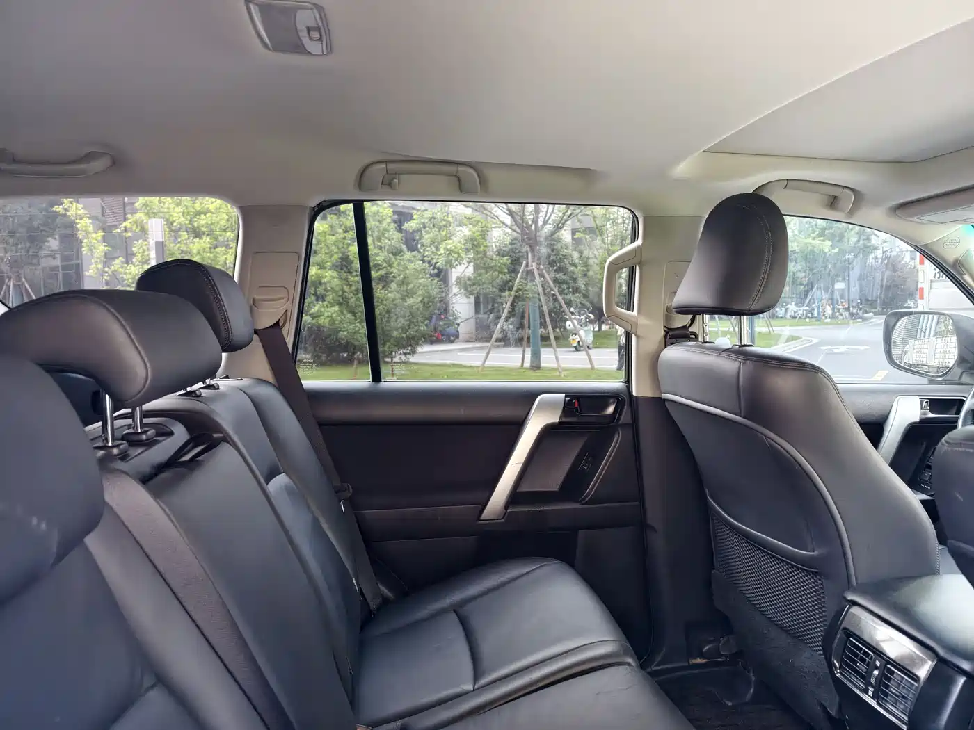 Toyota Prado (Import) 2014 2.7L Automatic Standard Edition фото 18