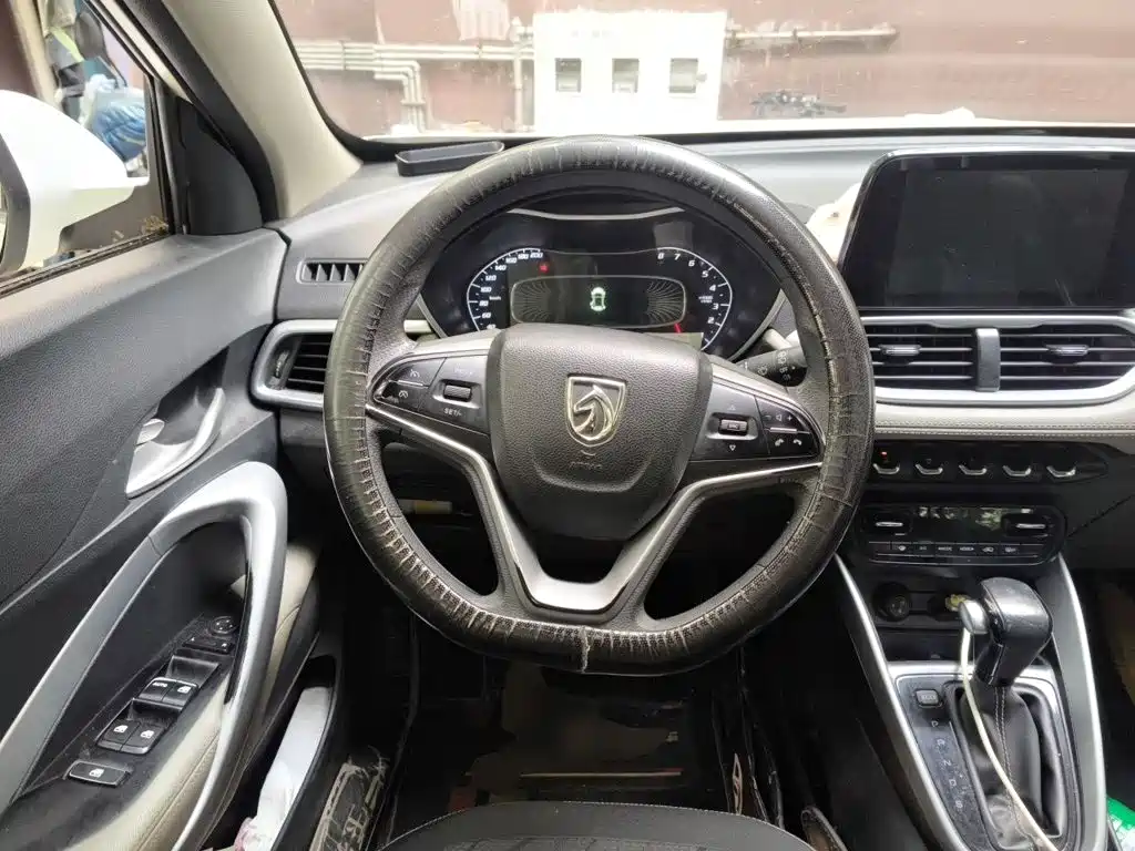 Baojun 510 2020 2019 1.5L CVT Joy Edition China VI