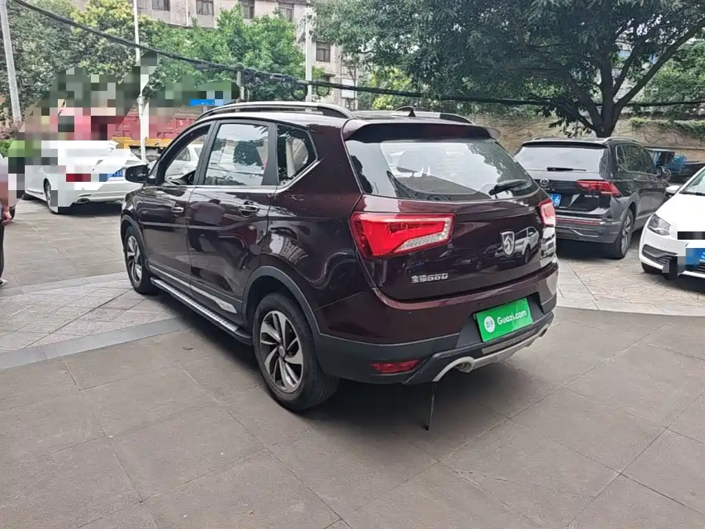 Baojun 560 2015 2015 1.8L Manual Luxury